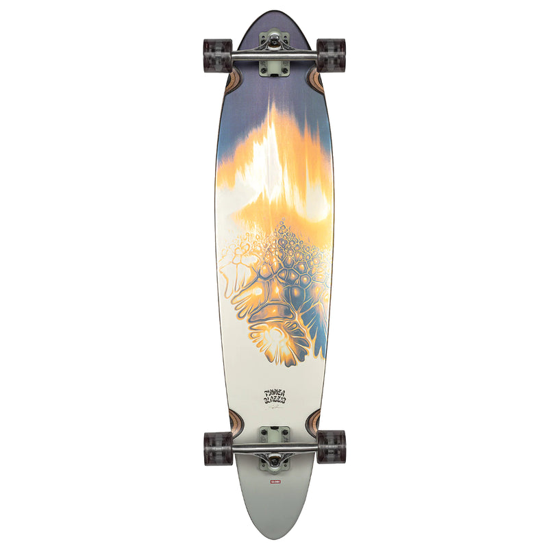 Load image into Gallery viewer, Globe Pinner Classic Gold Vein 40&quot; Longboard Complete
