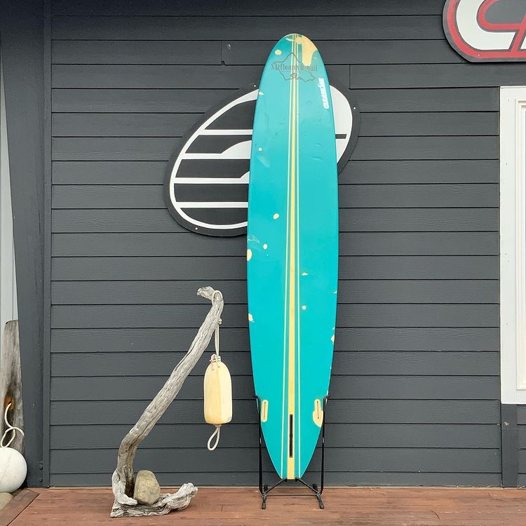 Load image into Gallery viewer, Surfboard Hawaii HPLB 9&#39;0 x 22 x 2 ¾ Surfboard • USED
