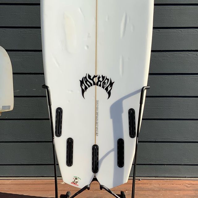 Load image into Gallery viewer, Lost Weekend Warrior 6&#39;4 x 21 ½ x 2.89 Surfboard • USED
