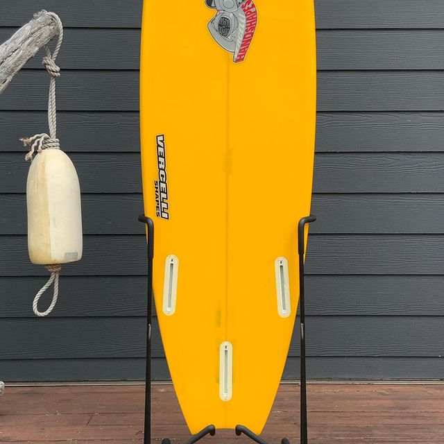 Load image into Gallery viewer, Vercelli Shapes Towboard 5&#39;6 x 16 ½ x 1 ¾ Surfboard • USED
