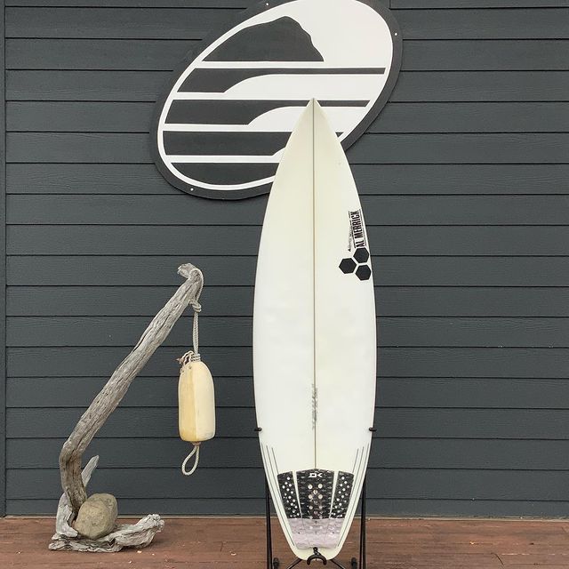 Load image into Gallery viewer, Channel Islands Fever 6&#39;0 x 19 ¼ x 2 ½ Surfboard • USED
