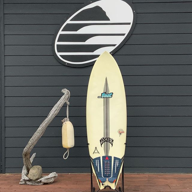 Load image into Gallery viewer, Lost RNF Redux 5&#39;5 x 19 ¼ x 2.24 Surfboard • USED
