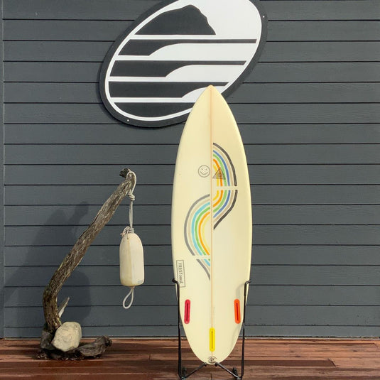 FRESTcoast Feather 5'6 x 19 x 2 ⅜ Surfboard • USED