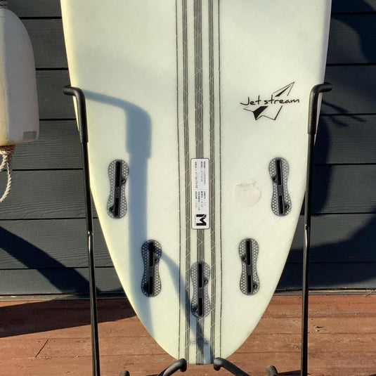 7S Jet Stream 5'7 x 19 ¼ x 2 ⅜ Surfboard • LIKE NEW