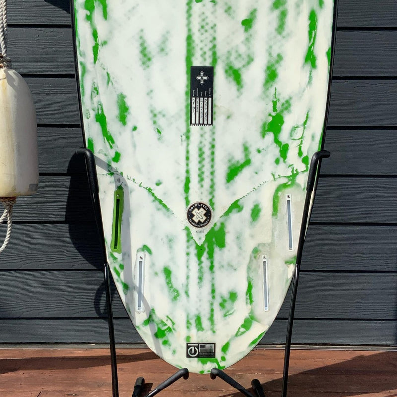 Load image into Gallery viewer, Infinity Round Table 6&#39;8 x 23 x 3 1/16 Surfboard • USED
