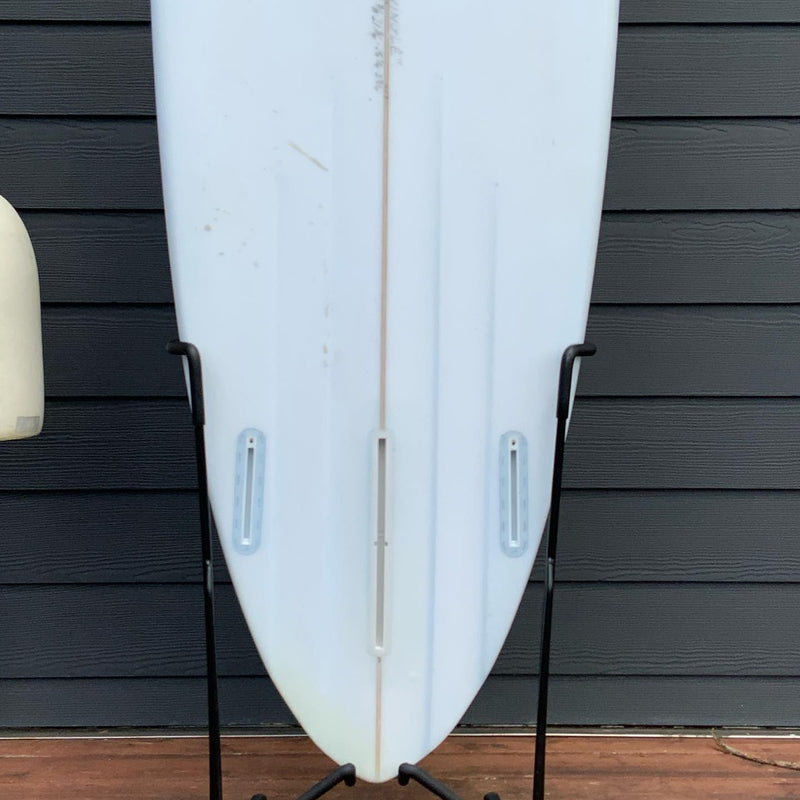 Load image into Gallery viewer, BRAND Twingle 6&#39;10 x 21 ¾ x 2 ¾ Surfboard • USED
