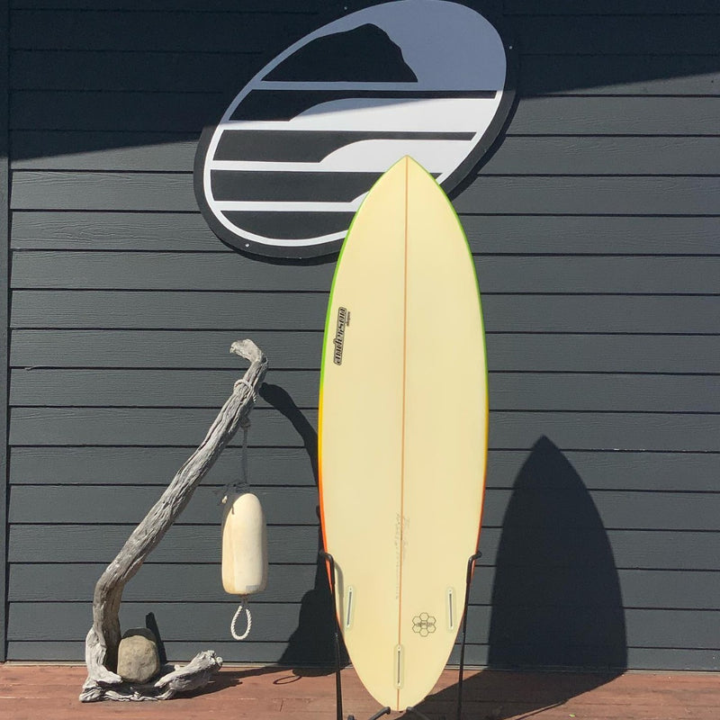 Load image into Gallery viewer, BRAND Custom 5&#39;11 x 21 ¼ x 2 ⅝ Surfboard • USED
