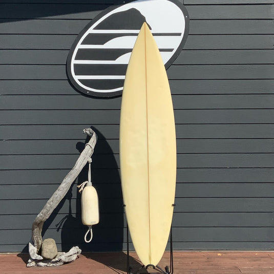 Tom Scott Batman 6'10 x 19 ¼ x 2 ⅝ Surfboard • USED