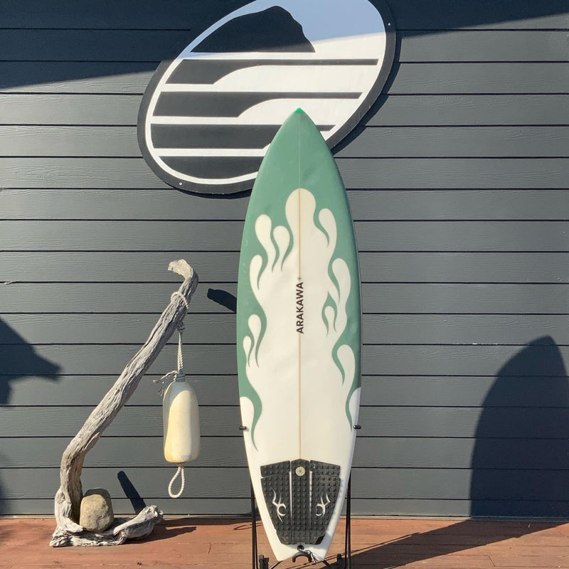 Load image into Gallery viewer, Arakawa Firecat 5&#39;11 x 20 x 2 ⅝ Surfboard • USED
