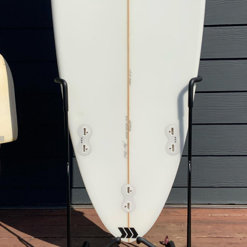 Load image into Gallery viewer, Minami F-2 Plus 6&#39;6 x 18 ⅜ x 2 5/16 Surfboard • USED
