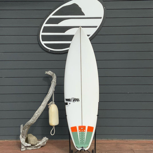 JS Industries Blak Box 3 6'0 x 20 ½ x 2 ¾ Surfboard • USED