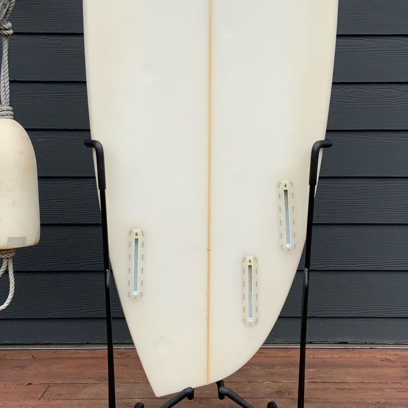 Load image into Gallery viewer, Ryan Burch Parallelogram 5&#39;8 x 19 ½ x 2 ¼ Surfboard • USED
