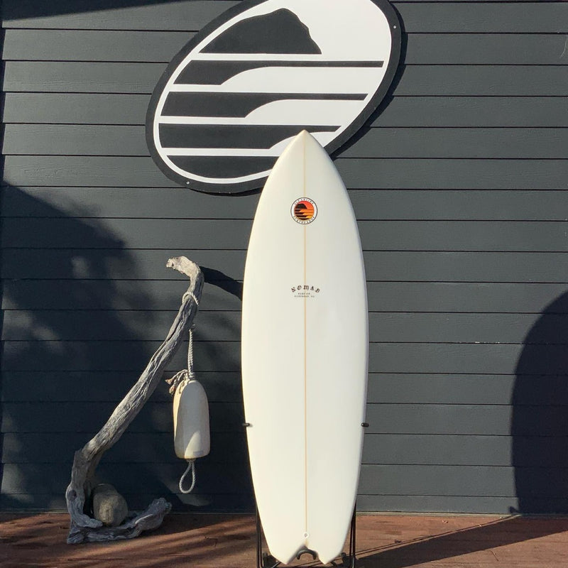 Load image into Gallery viewer, Nomad Fish 5&#39;8 x 20 ¾ x 2 ½ Surfboard • USED
