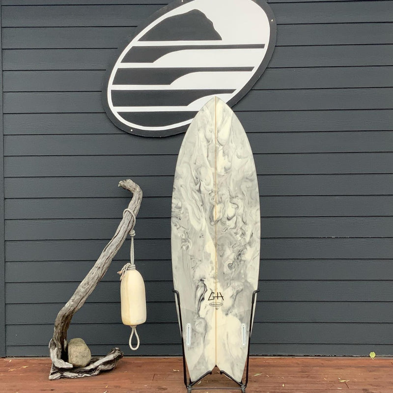 Load image into Gallery viewer, Gary Hanel C-Fish 5&#39;10 x 21 ¼ x 2 ½ Surfboard • USED
