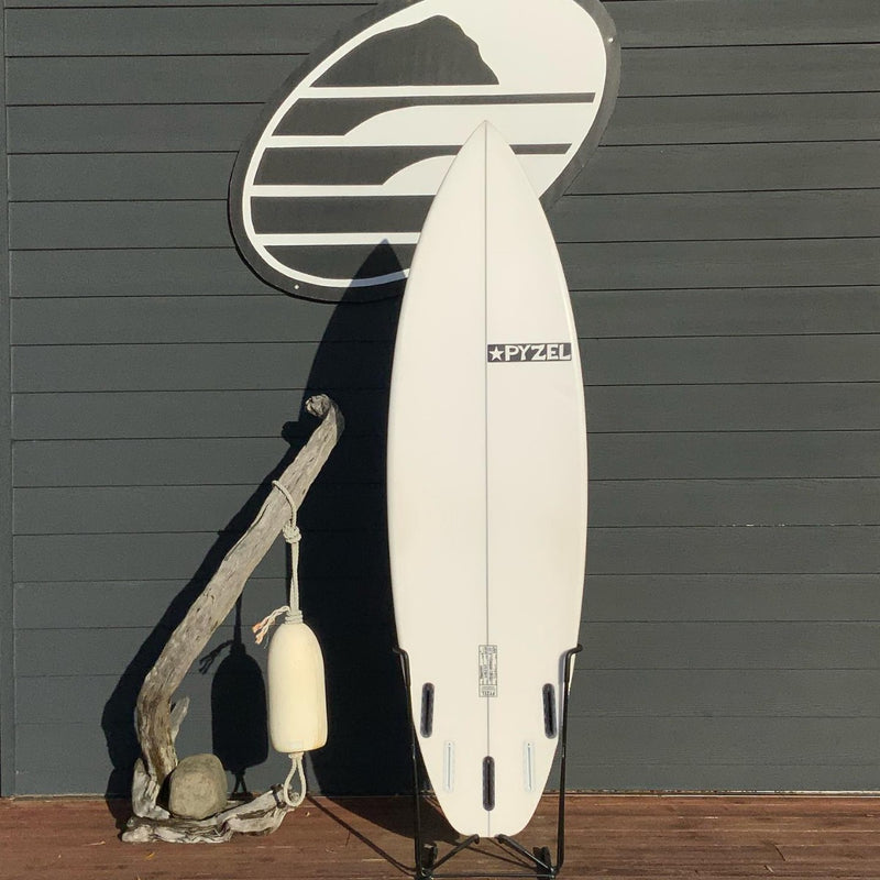 Load image into Gallery viewer, Pyzel Phantom 6&#39;4 x 20 ¾ x 2 ¾ Surfboard • USED
