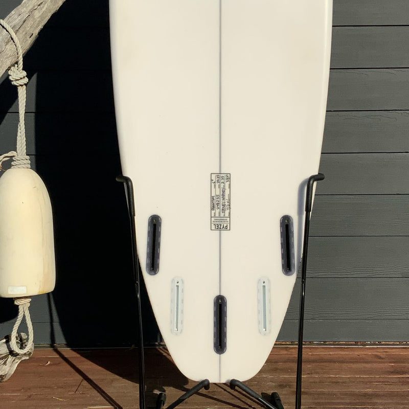 Load image into Gallery viewer, Pyzel Phantom 6&#39;4 x 20 ¾ x 2 ¾ Surfboard • USED
