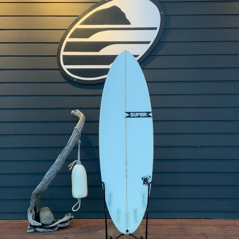 Load image into Gallery viewer, SUPERbrand Pug 5&#39;10 x 20 ¼ x 2 ⅝ Surfboard • USED
