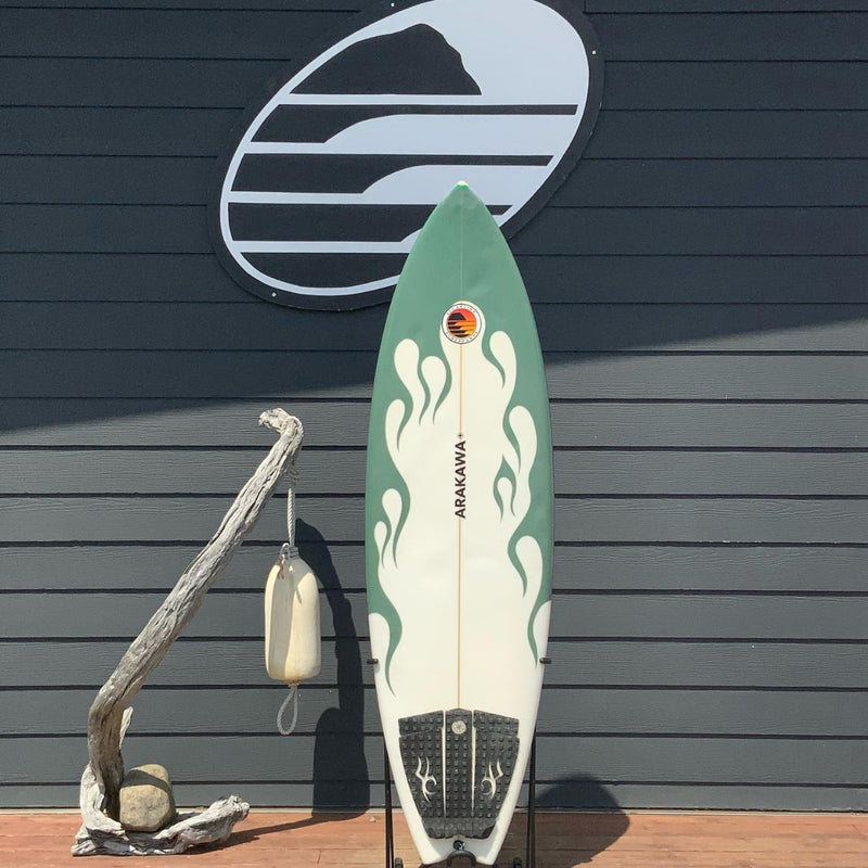 Load image into Gallery viewer, Arakawa Firecat 5&#39;11 x 20 x 2 ⅝ Surfboard • USED
