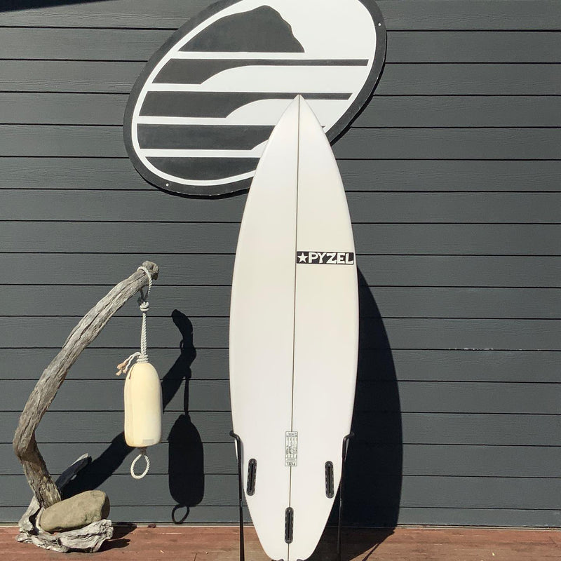 Load image into Gallery viewer, Pyzel Shadow XL 6&#39;1 x 19 ¾ x 2 ¾ Surfboard • USED
