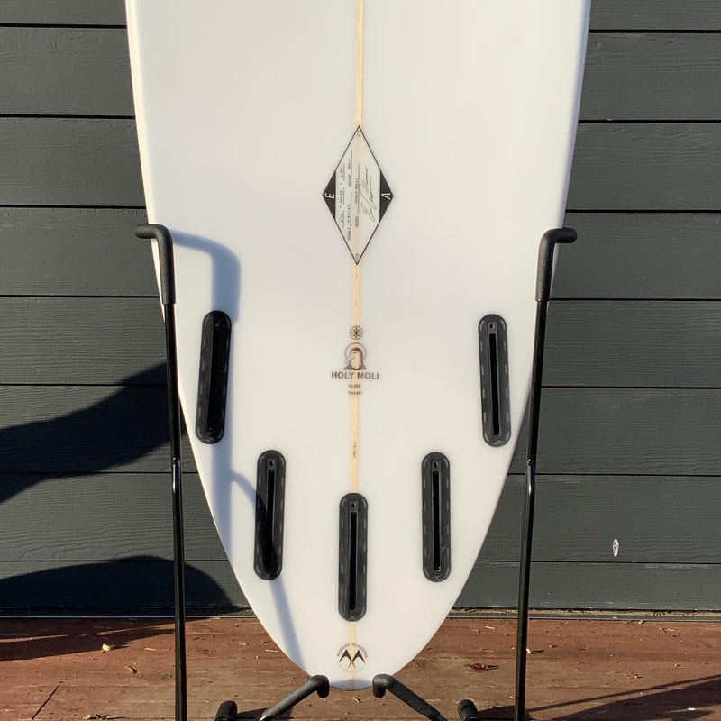 Load image into Gallery viewer, Arakawa Holy Moli 6&#39;10 x 20 ⅝ x 2 ¾ Surfboard • USED
