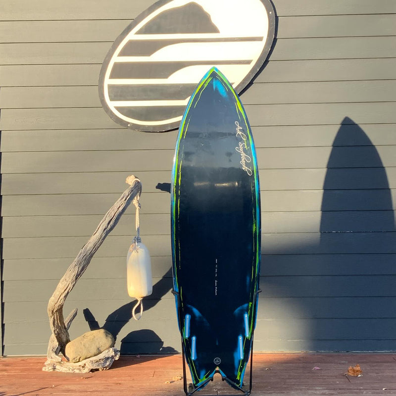 Load image into Gallery viewer, Ark Quad Fish 6&#39;2 x 20 ½ x 2 ⅝ Surfboard • USED
