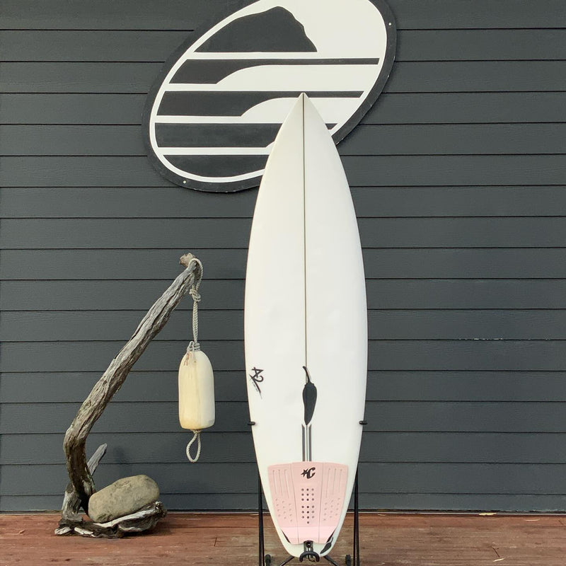 Load image into Gallery viewer, Chilli A2 5&#39;11 x 19 x 2 ⅜ Surfboard • USED
