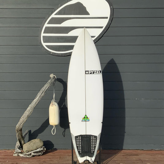 Pyzel Pyzalien II 6'0 x 19 ½ x 2 ½ Surfboard • USED