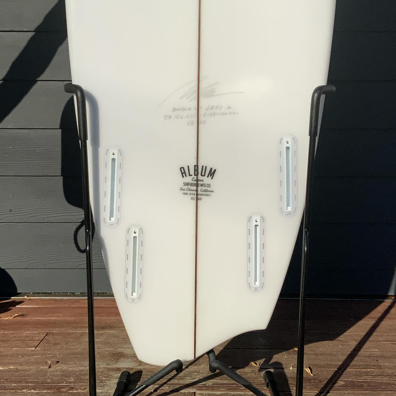 Load image into Gallery viewer, Album Surf Bom Dia (Regular) 5&#39;9 x 18 ⅗ x 2.35 Surfboard • USED
