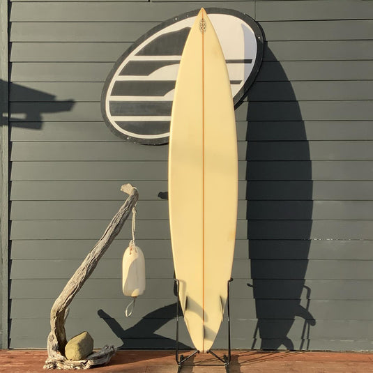 Tom Scott Custom 8'3 x 19 ¼ x 2 ⅞ Surfboard • USED