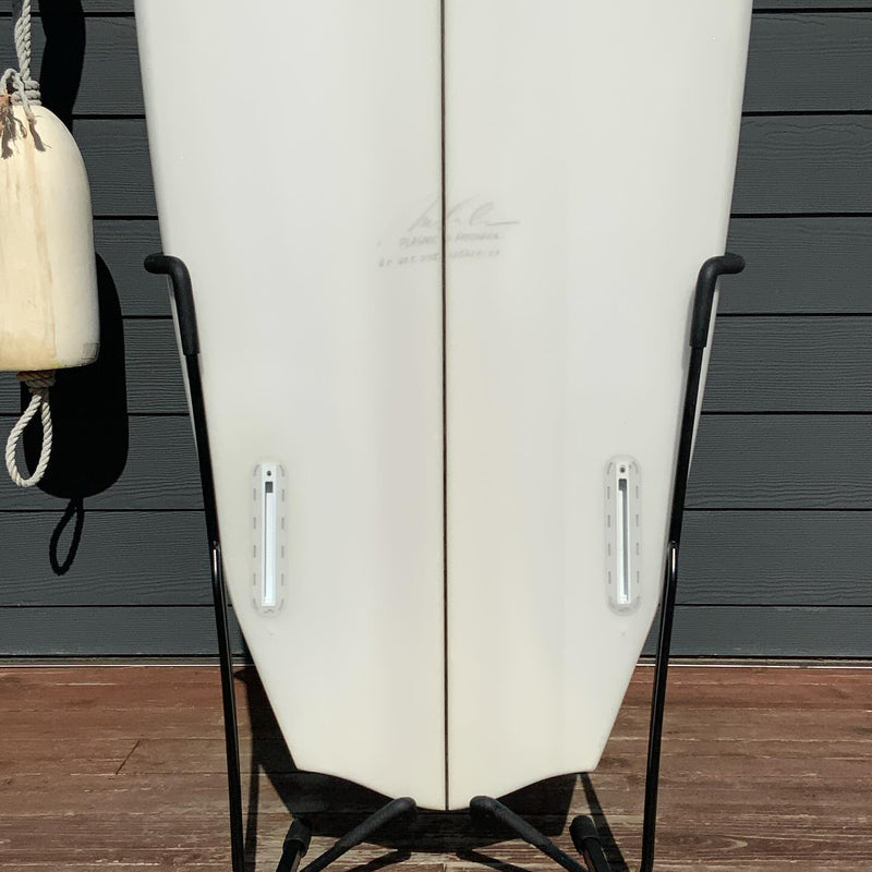 Load image into Gallery viewer, Album Surf Plasmic 6&#39;0 x 21 ½ x 2 ¾ Surfboard • USED
