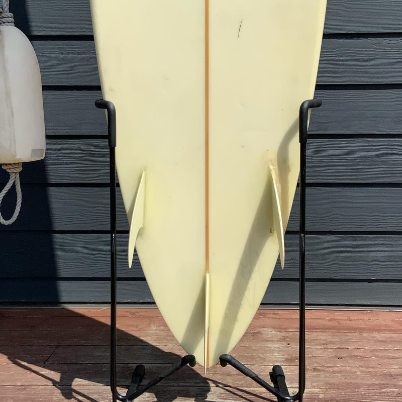 Load image into Gallery viewer, Bushman Custom 7&#39;4 x 18 ¾ x 3 Surfboard • USED
