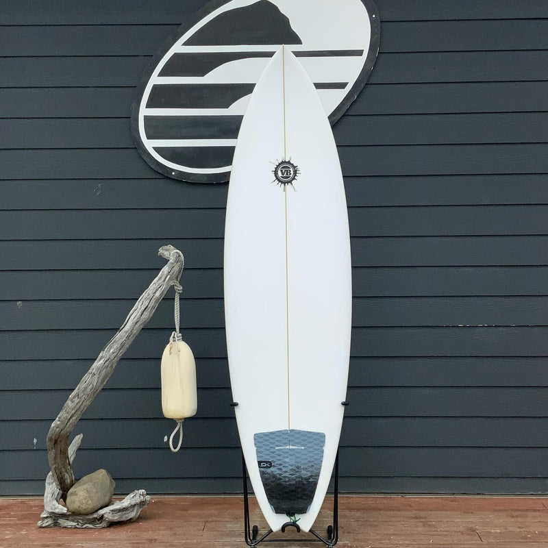 Load image into Gallery viewer, VB The ST 6&#39;8 x 21 ¼ x 2 ⅞ Surfboard • USED
