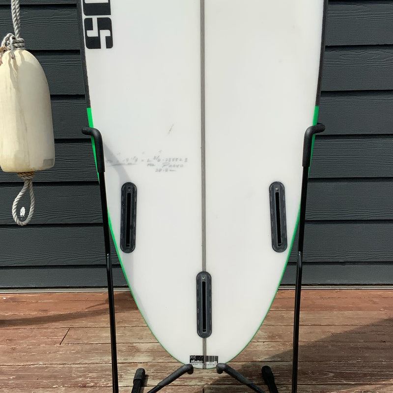 Load image into Gallery viewer, JS Industries Monstabox 5&#39;11 x 19 ¼ x 2 ⅜ Surfboard • USED
