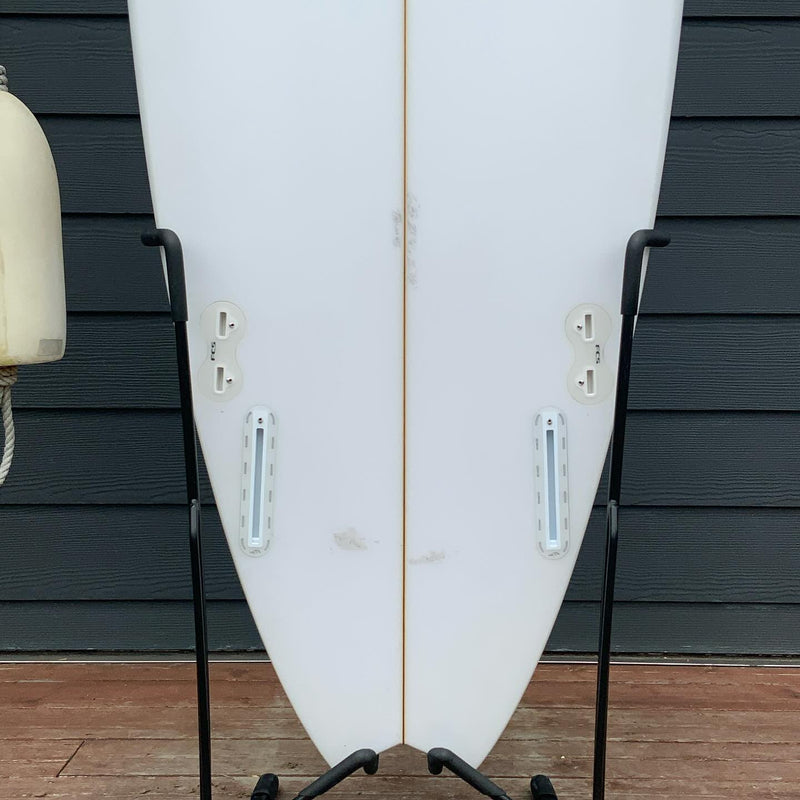 Load image into Gallery viewer, VB The ST 6&#39;8 x 21 ¼ x 2 ⅞ Surfboard • USED
