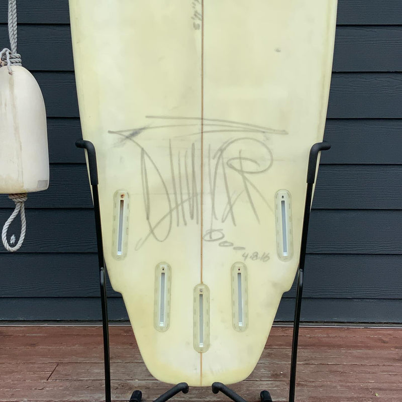 Load image into Gallery viewer, Shuler Hotbox 5&#39;11 x 20 ¾ x 2 ½ Surfboard • USED
