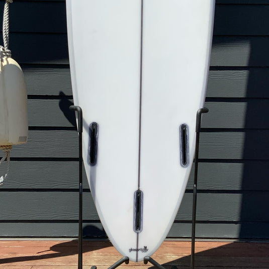 Solid Step-Up 7'6 x 20 x 2 ¾ Surfboard • USED