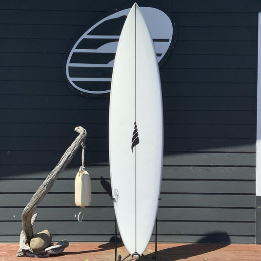 Solid Step-Up 7'6 x 20 x 2 ¾ Surfboard • USED