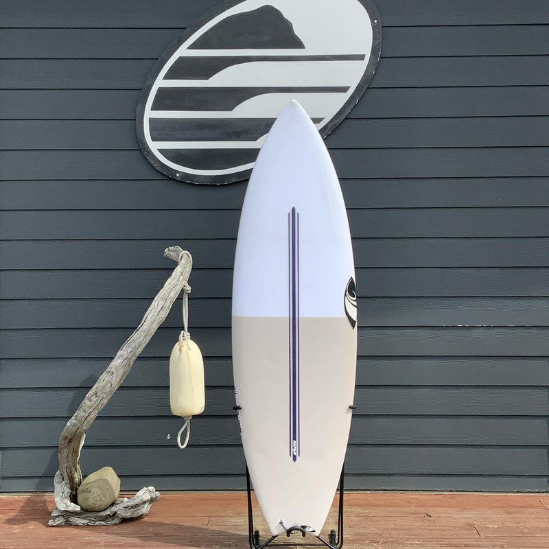 Load image into Gallery viewer, Sharp Eye Twin Turbo 5&#39;11 x 20 ½ x 2 ⅝ Surfboard • USED
