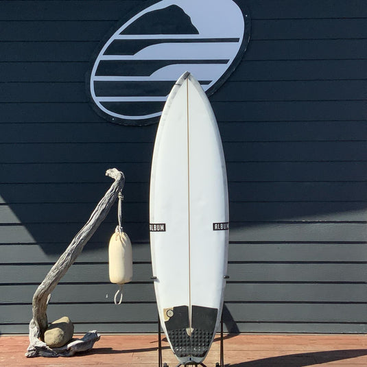 Album Surf Freewing 5'8 x 18 ¾ x 2 7/16 Surfboard • USED