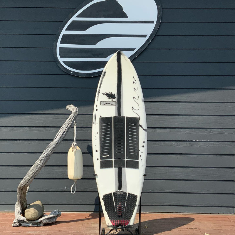 Load image into Gallery viewer, Cypress Coast Custom 5&#39;7 x 20 ¼ x 2 ⅝ Surfboard • USED
