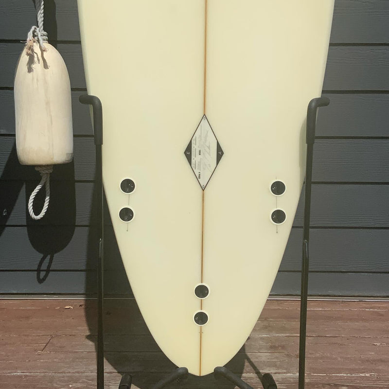 Load image into Gallery viewer, Arakawa RP 6&#39;8 x 18 ¾ x 2 ½ Surfboard • USED
