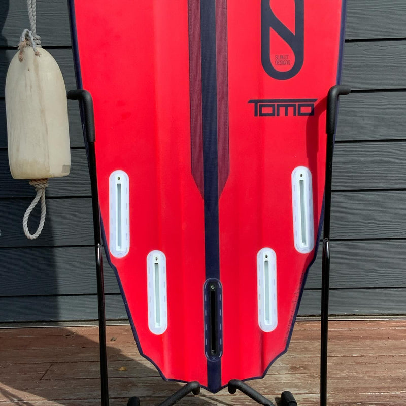 Load image into Gallery viewer, Slater Designs Sci-Fi 2.0 LFT 5&#39;6 x 18 ⅝ x 2 ⅝ Surfboard • USED
