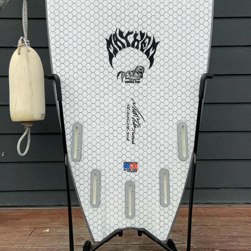 Load image into Gallery viewer, Lib Tech Lost Puddle Fish 5&#39;8 x 21 ¼ x 2.53 Surfboard • LIKE NEW
