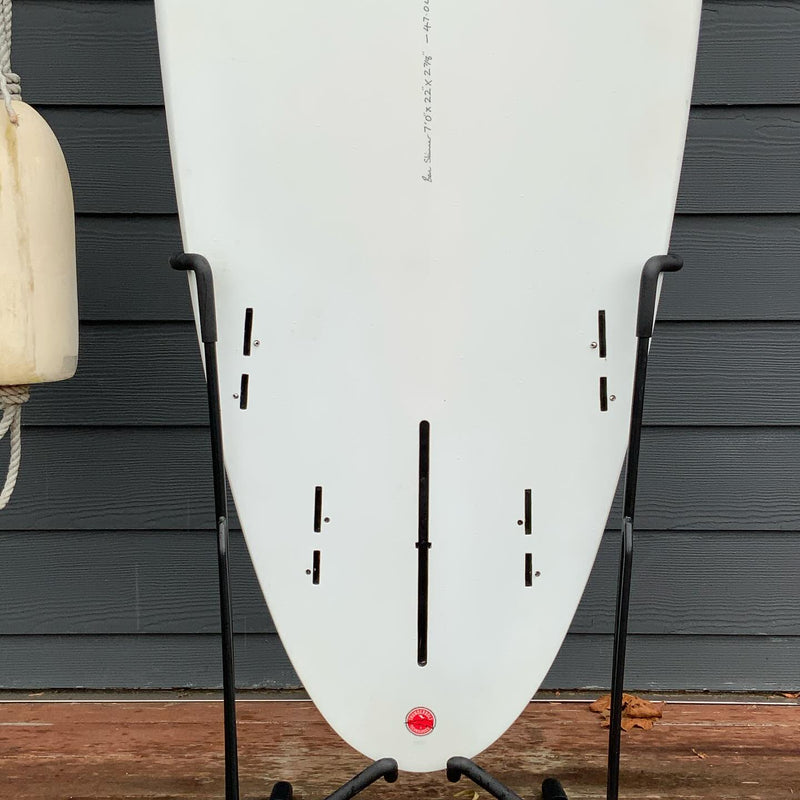 Load image into Gallery viewer, Skindog The OVA Thunderbolt Red 7&#39;0 x 22 x 2 ⅞ Surfboard • USED
