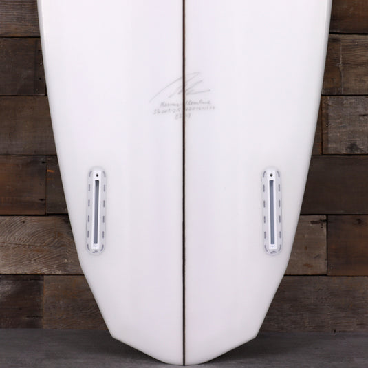 Album Surf Plasmic 5'6 x 20 ½ x 2 ½ Surfboard - Clear