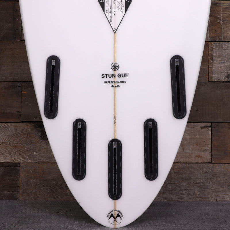 Load image into Gallery viewer, Arakawa Stun Gun 6&#39;6 x 19 ¾ x 2 ⅝ Surfboard
