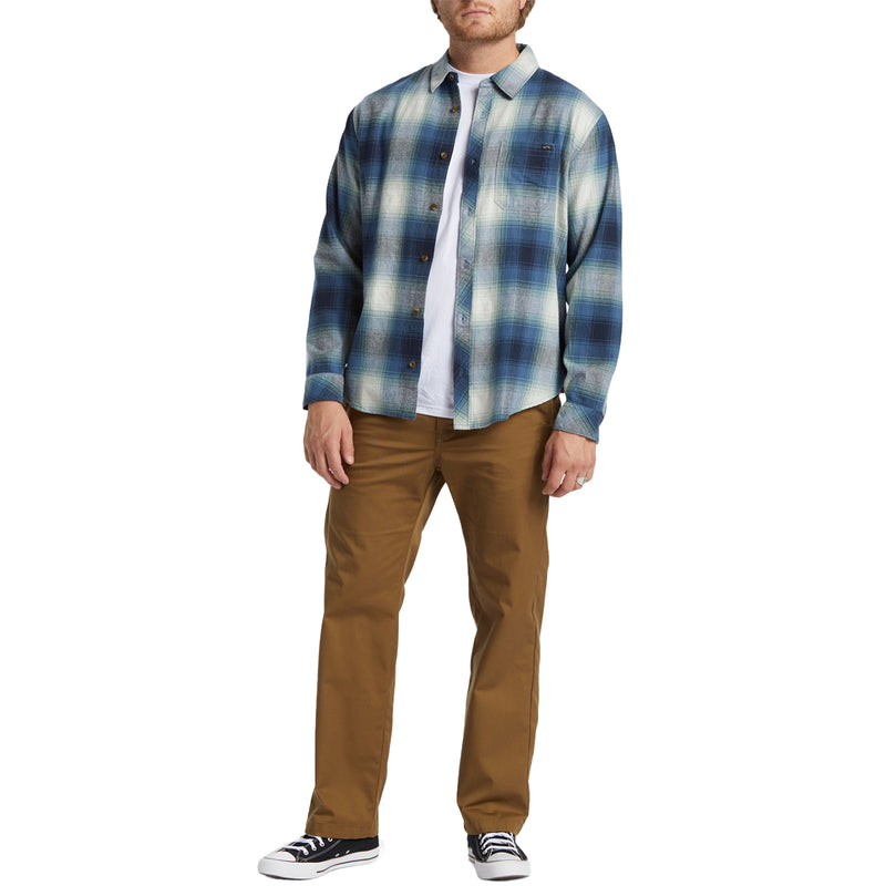 Load image into Gallery viewer, Billabong Coastline Long Sleeve Button-Up Flannel Shirt
