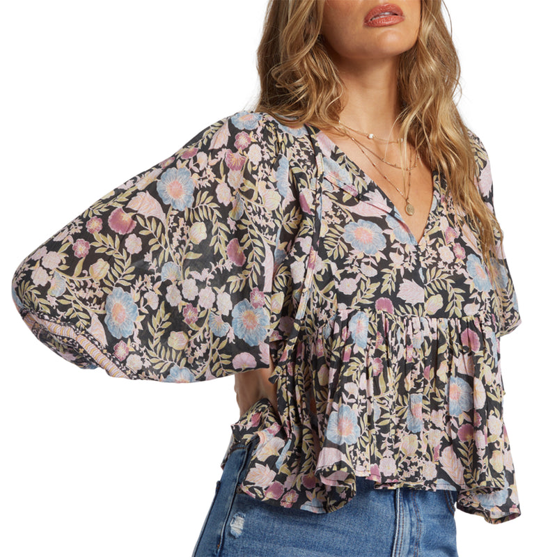 Load image into Gallery viewer, Billabong Women&#39;s Adore You Blouson Sleeve Top
