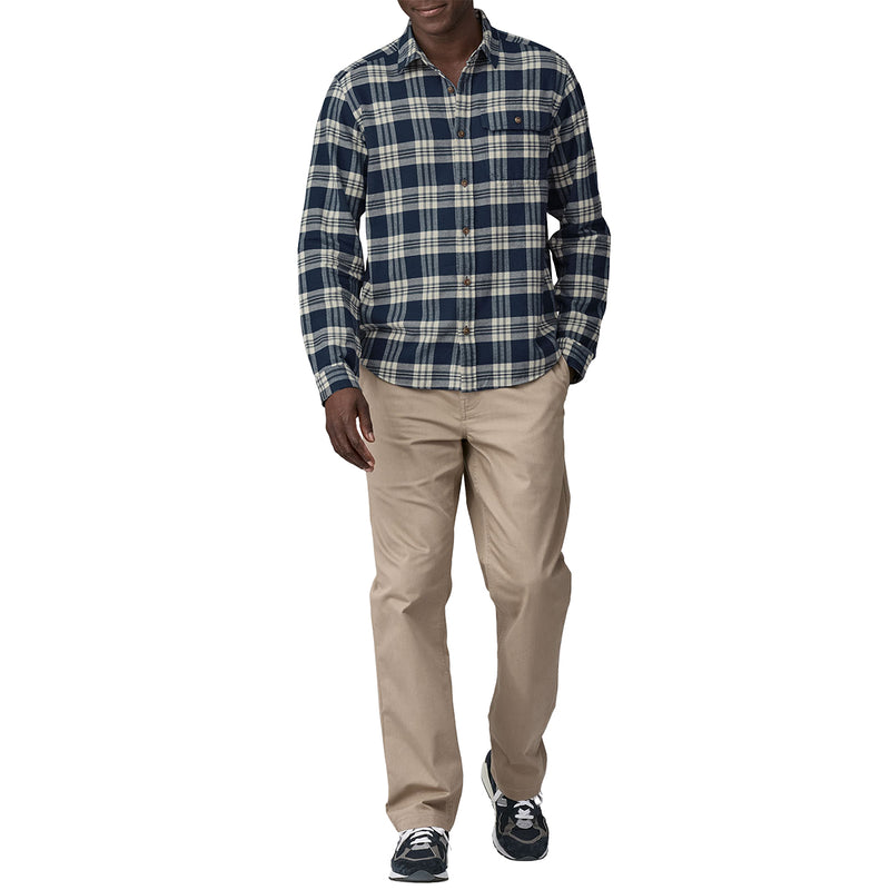 Load image into Gallery viewer, Patagonia Lightweight Fjord Cotton In Conversion Long Sleeve Button-up Flannel Shirt
