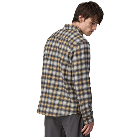 Patagonia Lightweight Fjord Cotton In Conversion Long Sleeve Button-up Flannel Shirt - Beach Day: Sandy Melon